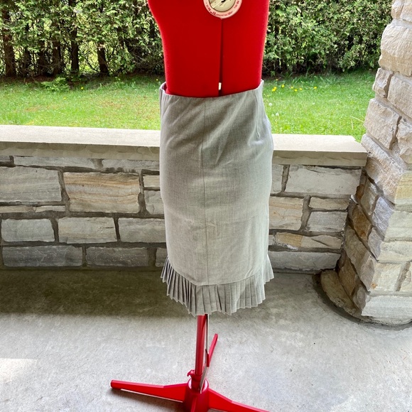 Skirt from « Le Château ». - Picture 2 of 6